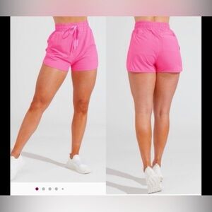 EUC SZ M MIAMI VICE FLO SHORT